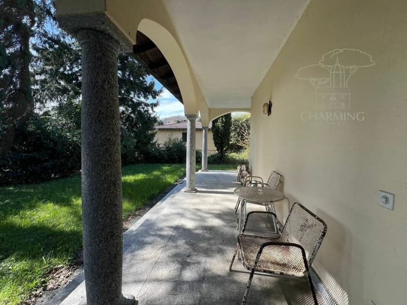 Villa mit Grossem Baulandgrundstück im Herzen von Ponte Capriasca (9)