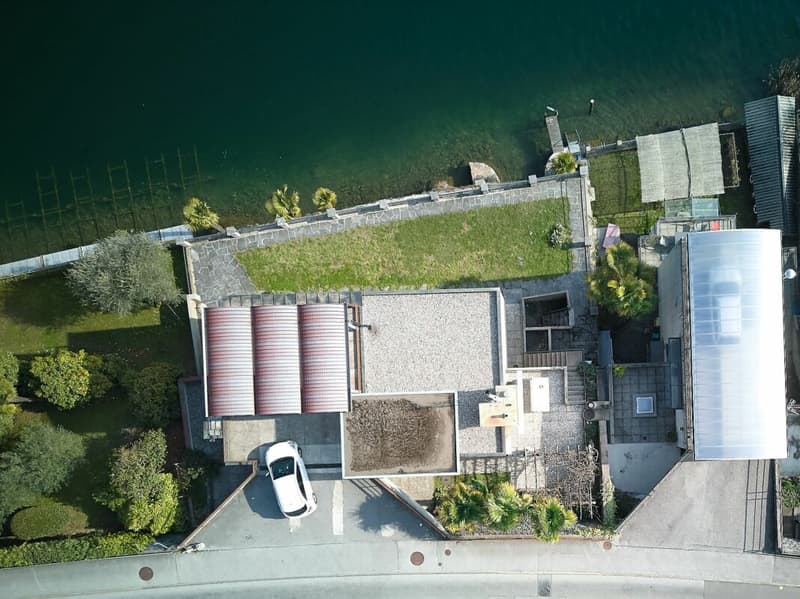 Seevilla mit Privatem Bootshaus in Morcote (22)