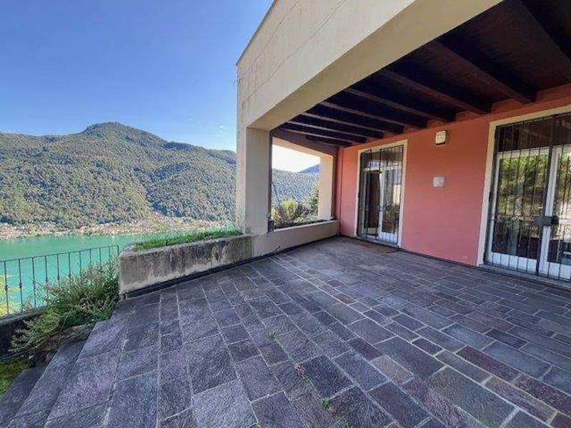 MERAVIGLIOSO DUPLEX CON GIARDINO A VICO MORCOTE (2)