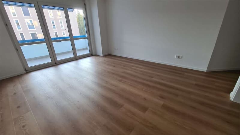 MORBIO INFERIORE: 3.5 LOC RISTRUTTURATO CON TERRAZZA (4)