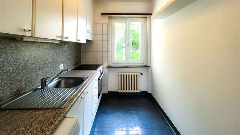 ACCOGLIENTE 3.5 CON BALCONE E VISTA  APERTA (4)