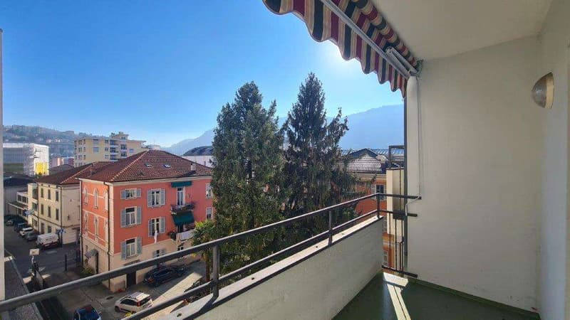 CHIASSO CENTRO: APPARTAMENTI RINNOVATI DA 2.5 A 4.5 LOC. (1)