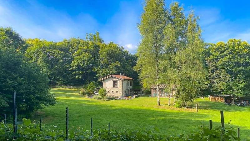 Bellissimo rustico secondario con grande terreno (2)