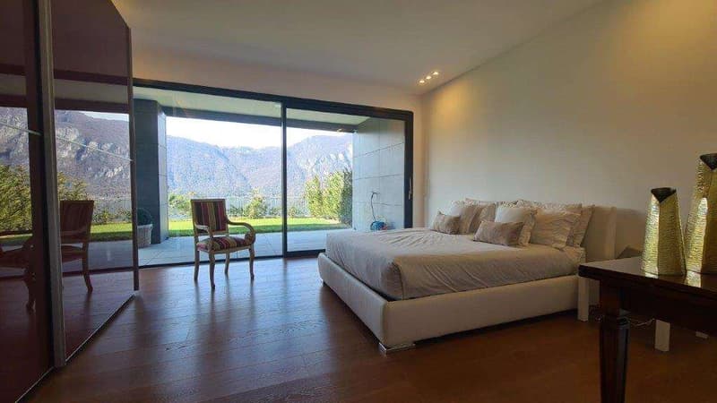 BISSONE: PRESTIGIOSO 4.5 LOC. VISTA LAGO CON GIARDINO (10)