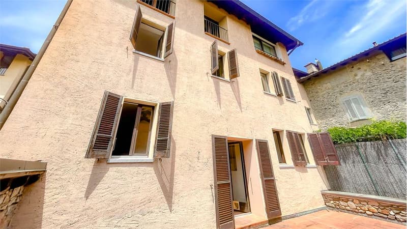 AFFASCINANTE CASA NEL CUORE DEL NUCLEO DI NEGGIO (3)
