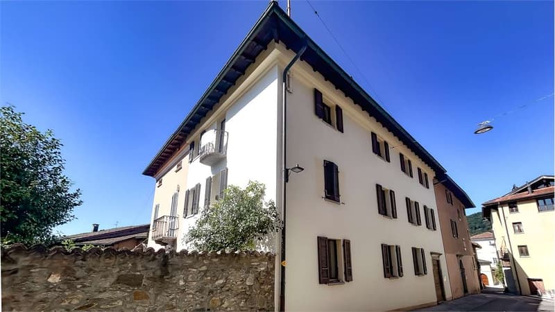 STORICA CASA DI NUCLEO CON GIARDINO (2)