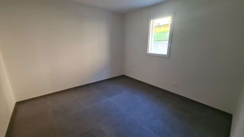 BELLINZONA - LUMINO: NUOVO 3.5 LOC. CON AMPIA TERRAZZA (10)