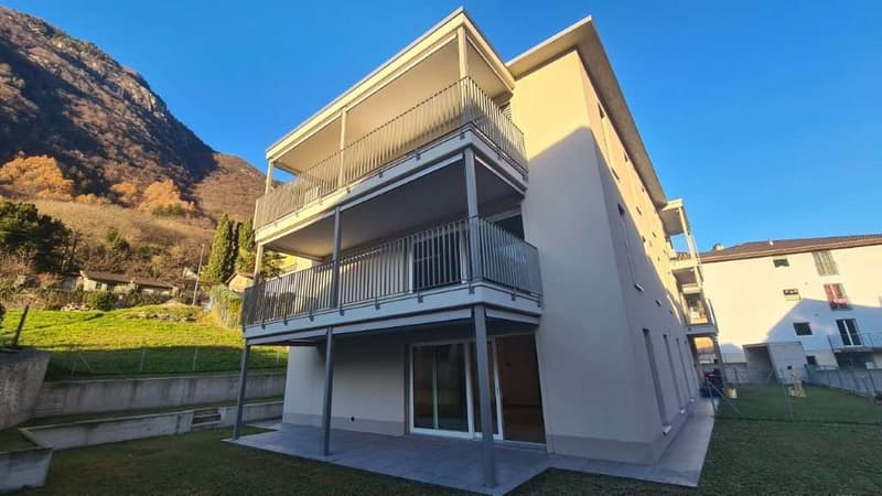 BELLINZONA - LUMINO: NUOVO 3.5 LOC. CON AMPIA TERRAZZA (3)
