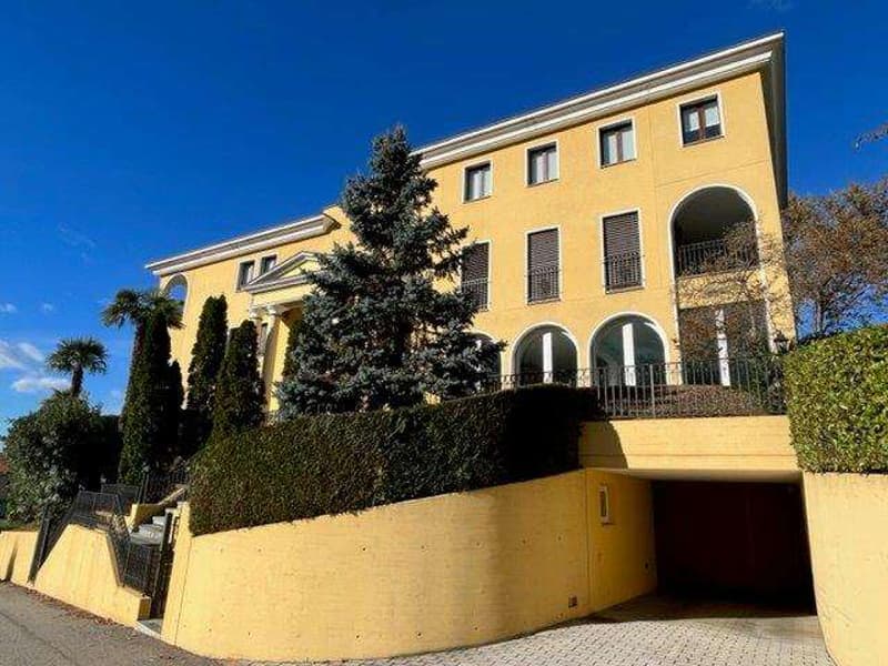 COLLINA D'ORO: ELEGANTE  3,5 LOC. IN VILLA CON PISCINA (3)