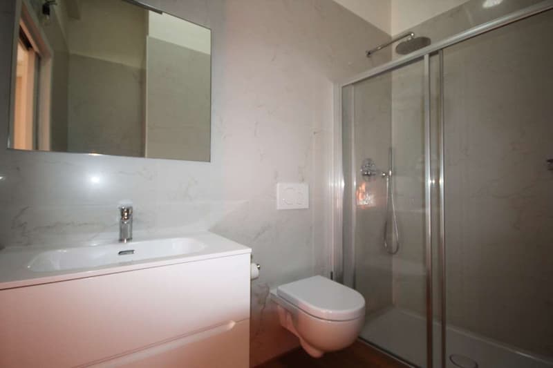 Mendrisio-Capolago: moderno 2,5 loc. duplex nel nucleo (5)