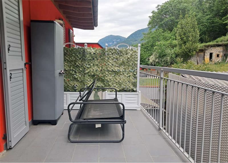 Mendrisio-Capolago: moderno 2,5 loc. duplex nel nucleo (9)
