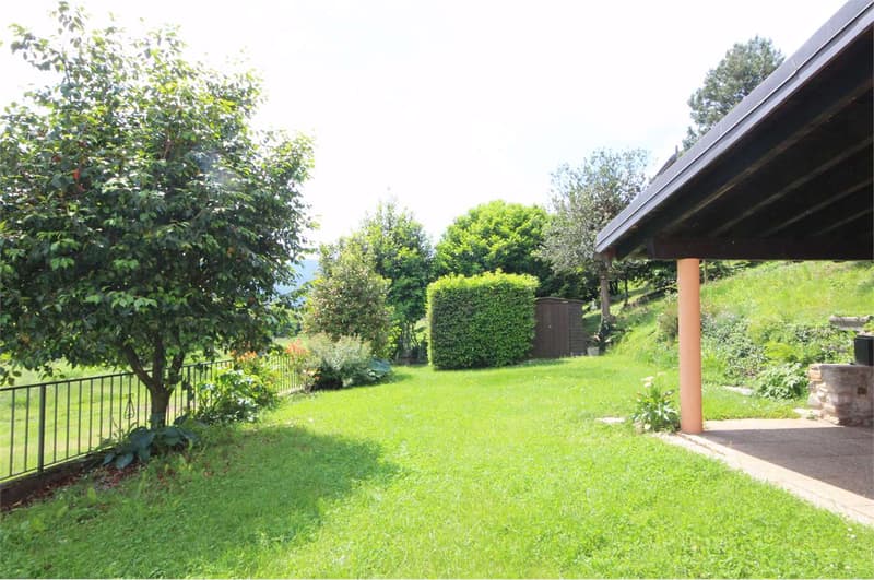 MONTAGNOLA: CASA UNIFAMILIARE CON VISTA (8)