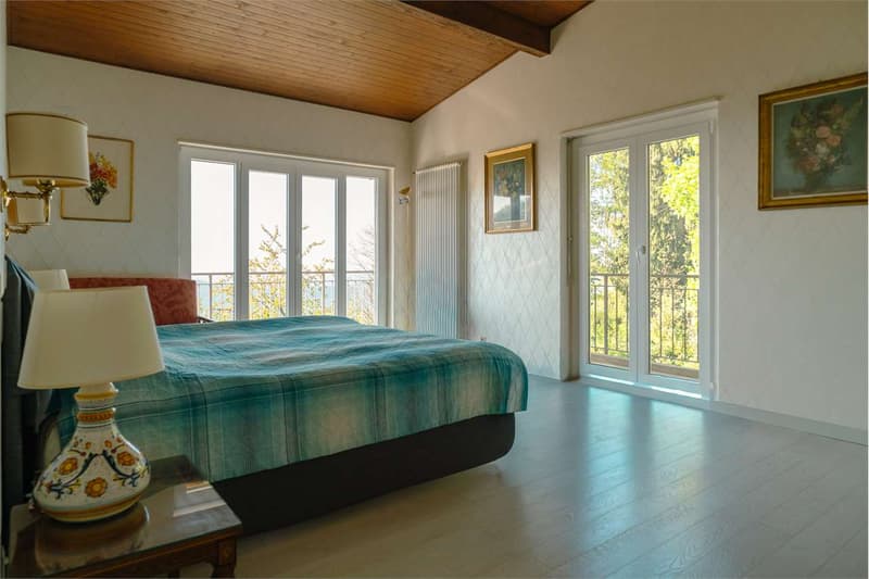 Sagno: villa con piscina (12)