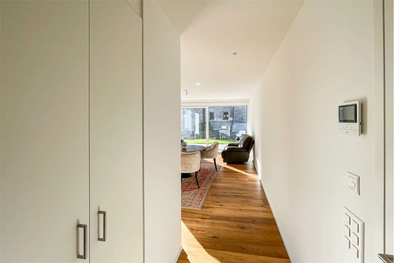 Massagno: elegante appartamento 2,5 locali con giardino (6)