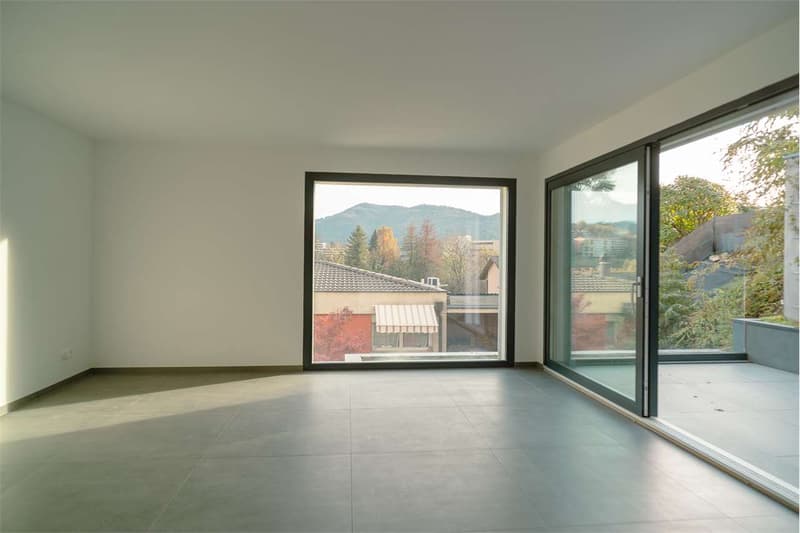 Vacallo: grande 2.5 locali con ampia terrazza (7)