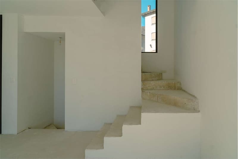 Maroggia: elegante maisonette con giardino privato a due passi dal lag (5)