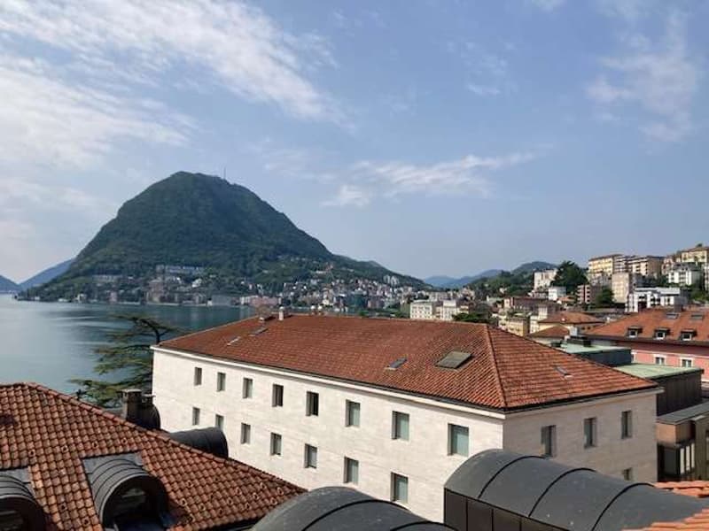 LUGANO: ATTICO DI PRESTIGIO IN CENTRO (2)