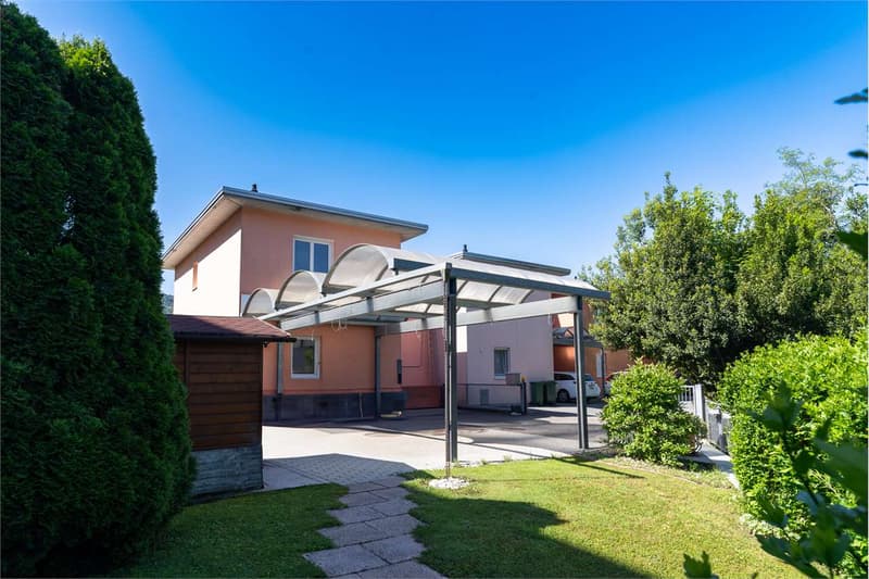 Vacallo: casa contigua con giardino privato (5)