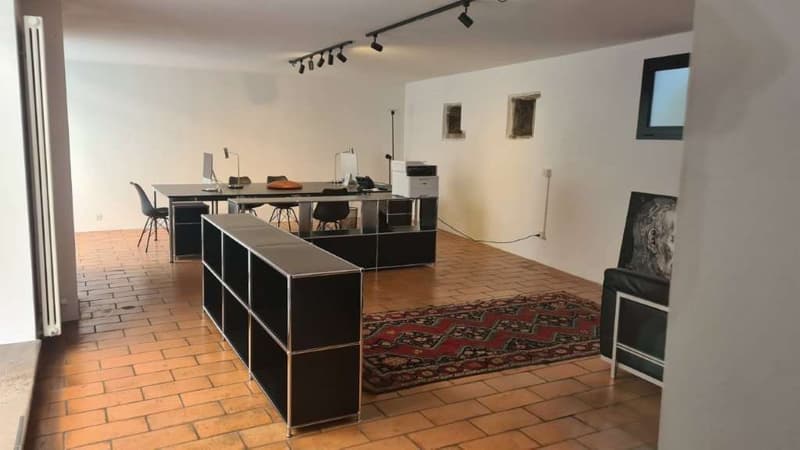 MENDRISIO: LUMINOSO UFFICIO IN CENTRO - Palazzo Pollini (6)