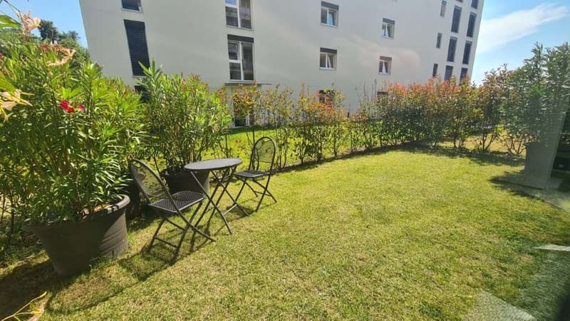 MENDRISIO: GRANDE 2.5 LOC. CON VERANDA E GIARDINO (3)