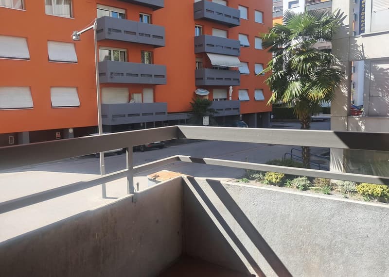 Chiasso: spazioso appartamento di 5.5 locali con balconi (14)