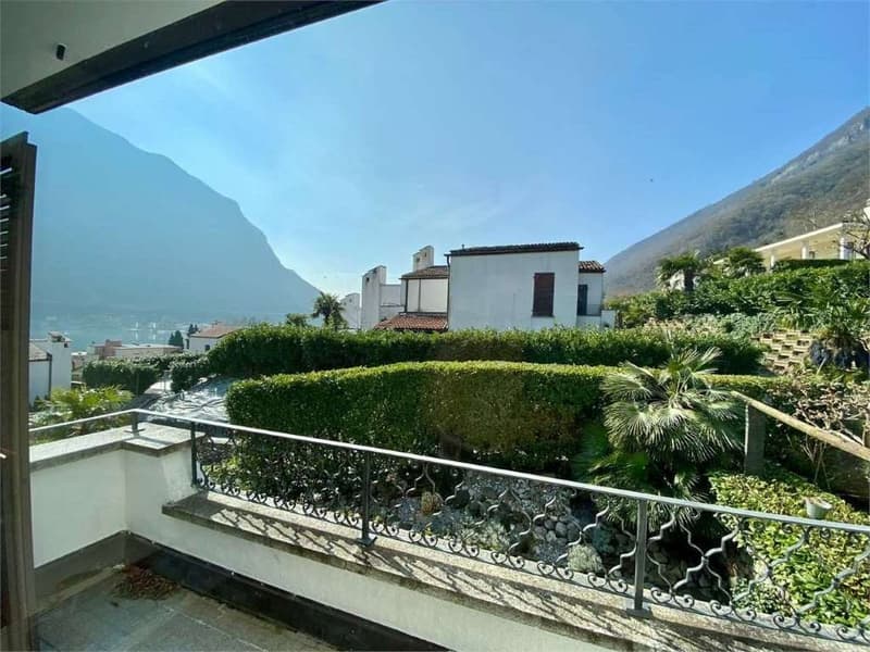 RIVA SAN VITALE: SUGGESTIVA CASA 5.5 loc. CON GIARDINO (13)
