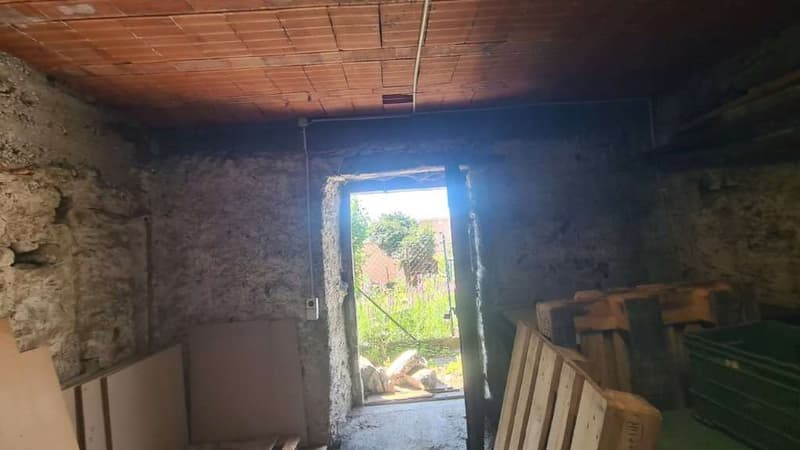 TORRICELLA TAVERNE: CASA DI NUCLEO DA RIATTARE con giardino (6)