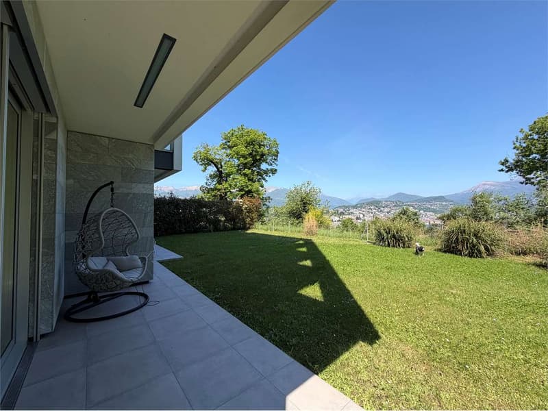 Eleganza senza compromessi con vista mozzafiato sul Lago di Lugano (5)