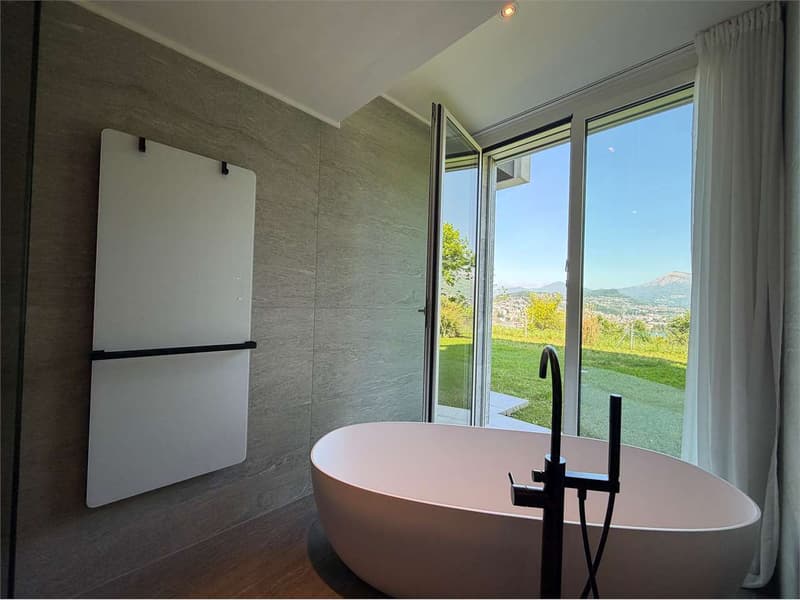 Eleganza senza compromessi con vista mozzafiato sul Lago di Lugano (11)