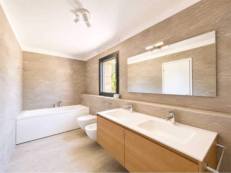 Eleganza, comfort e privacy nel cuore di Montagnola (9)