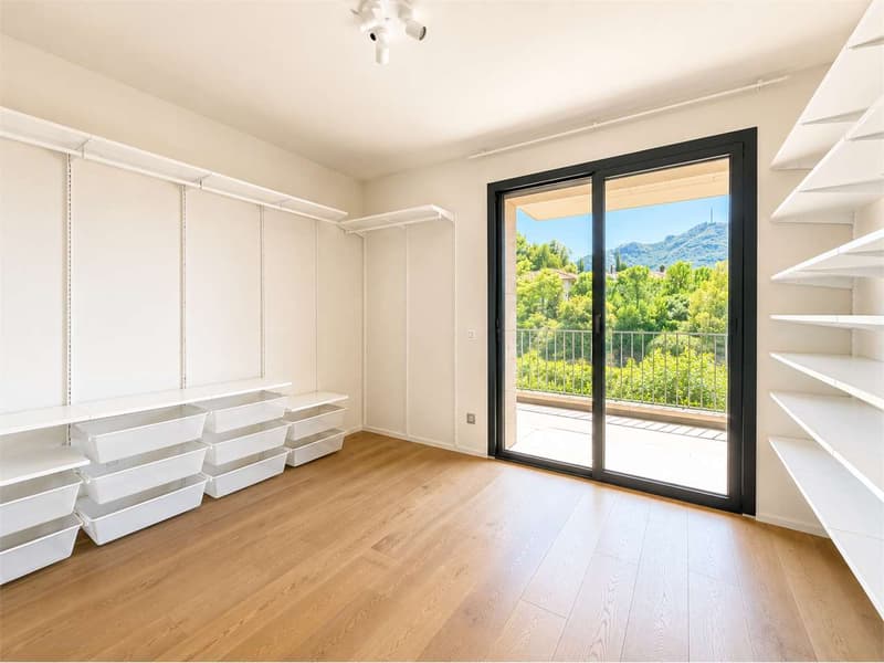 Eleganza, comfort e privacy nel cuore di Montagnola (8)