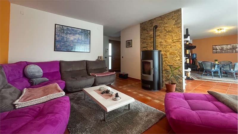 CASA UNIFAMILIARE IMMERSA NEL VERDE A MONTEGGIO (7)