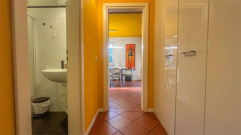 ELEGANTE VILLA CON GIARDINO IN ZONA STRATEGICA (5)