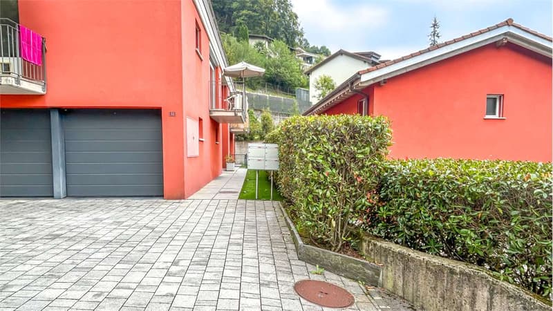 2,5 LOCALI CON GIARDINO (1)
