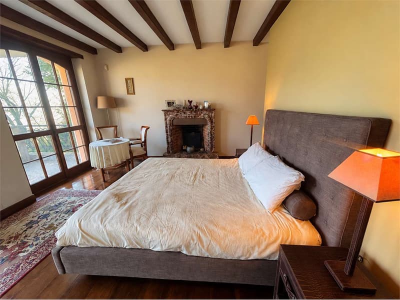 Elegante villa con piscina e romantica vista lago (9)