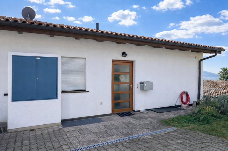 Incantevole casa bifamiliare di 5 locali a Besazio (15)