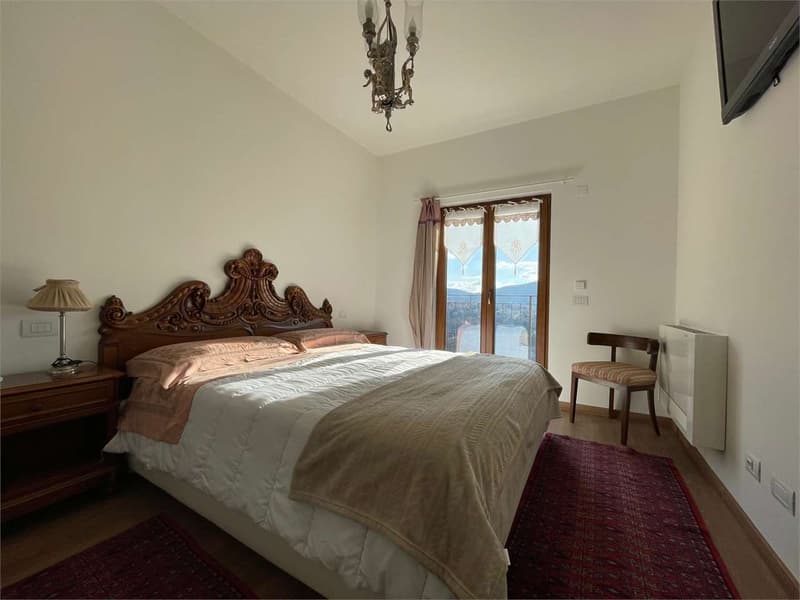 Vacallo 4 locali arredato con vista mozzafiato e ampia terrazza (9)