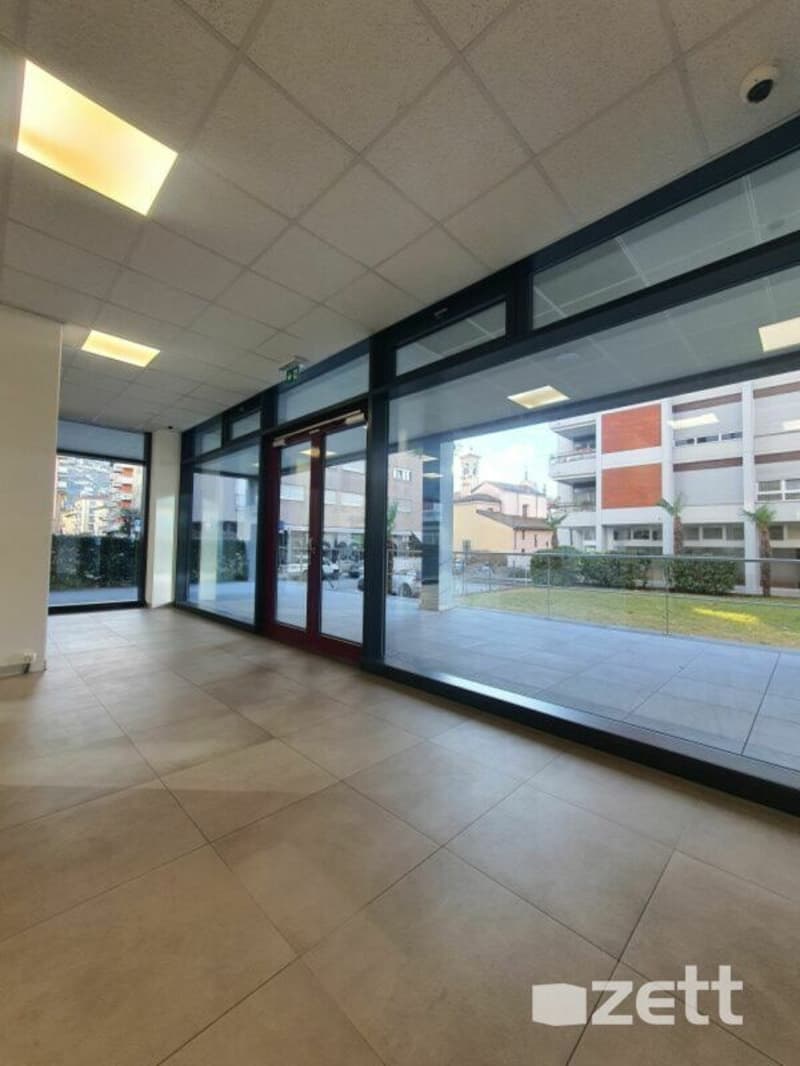 Spazio commerciale al PT (superficie ca. mq 80) - Lugano zona USI - Residenza Agorà (3)