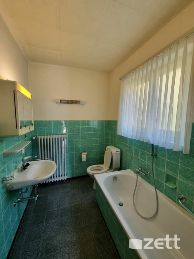 Casa indipendente 4.5 locali con ampio giardino a Medeglia (10)