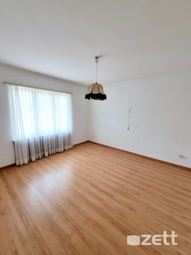 Casa indipendente 4.5 locali con ampio giardino a Medeglia (6)