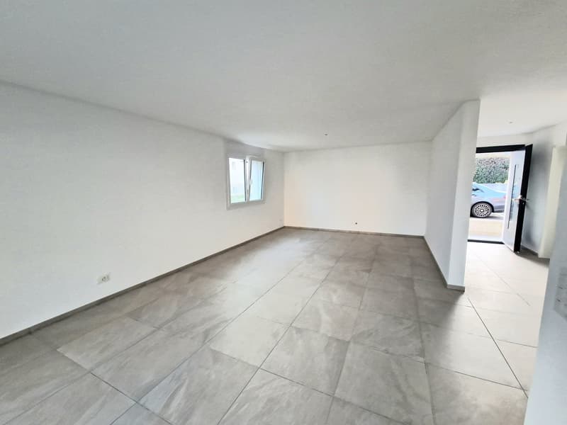 VENDESI A CUGNASCO - NUOVA CASA UNIFAMILIARE DI 5.5 LOCALI IN ZONA TRANQUILLA (8)
