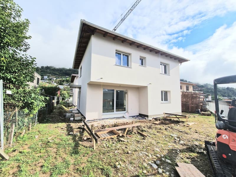 VENDESI A CUGNASCO - NUOVA CASA UNIFAMILIARE DI 5.5 LOCALI IN ZONA TRANQUILLA (5)