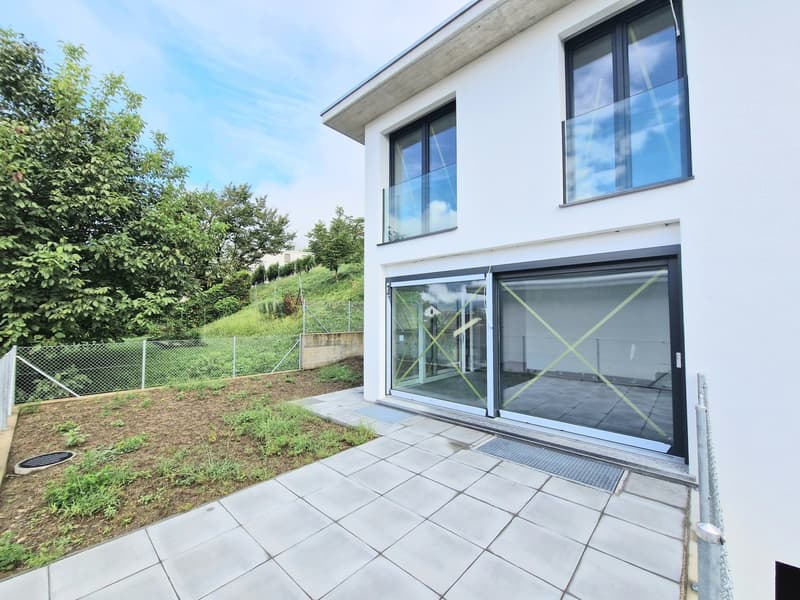 VENDESI A CUGNASCO - NUOVA CASA UNIFAMILIARE 5.5 LOCALI CON GIARDINO PRIVATO (2)