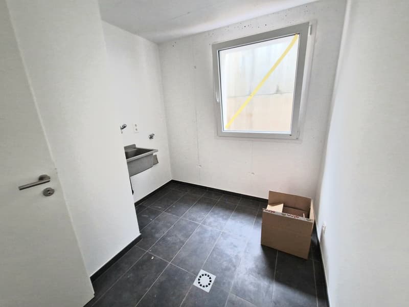 VENDESI A CUGNASCO - NUOVA CASA UNIFAMILIARE 5.5 LOCALI CON GIARDINO PRIVATO (7)