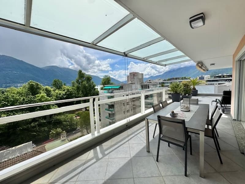 VENDESI IN CENTRO A LOCARNO - AMPIO E LUMINOSO ATTICO (ANCHE RESIDENZA SECONDARIA) (22)