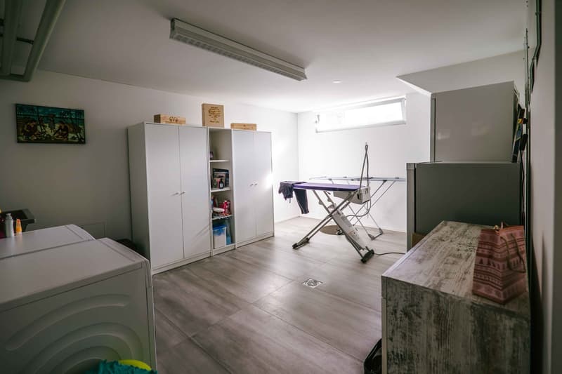 VENDESI A CRESCIANO - MODERNA E AMPIA VILLA DI 5.5 LOCALI IN ZONA TRANQUILLA (21)