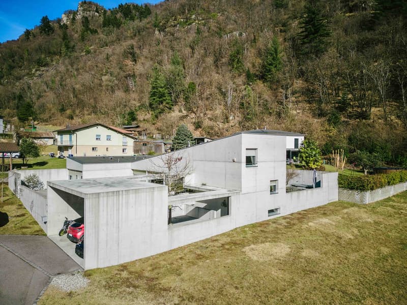 VENDESI A CRESCIANO - MODERNA E AMPIA VILLA DI 5.5 LOCALI IN ZONA TRANQUILLA (4)