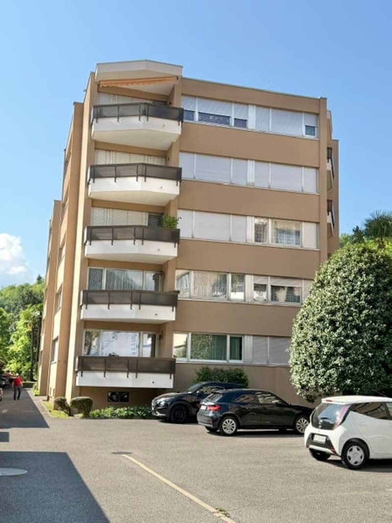 VENDESI A LOSONE - Appartamento di 3.5 locali con vista nel verde, anche come Res. Secondaria (12)