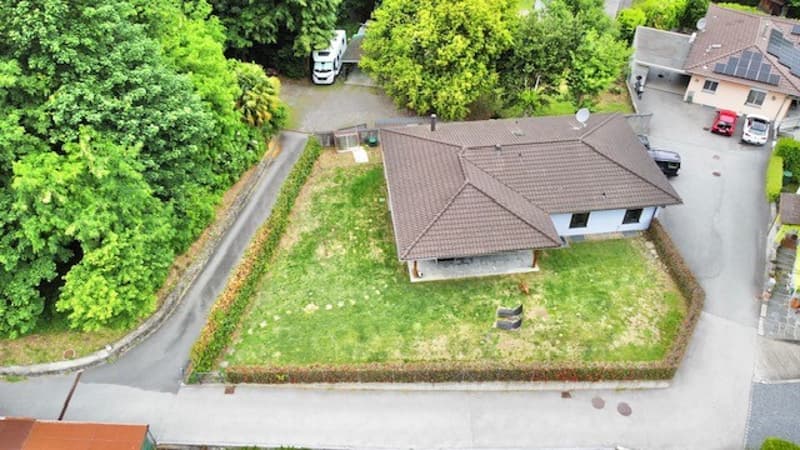 VENDESI A GOLINO - MODERNA CASA UNIFAMILIARE CON GIARDINO PRIVATO (4)
