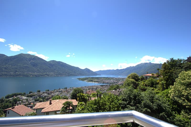 Appartamento signorile con vista mozzafiato in vendita (3)